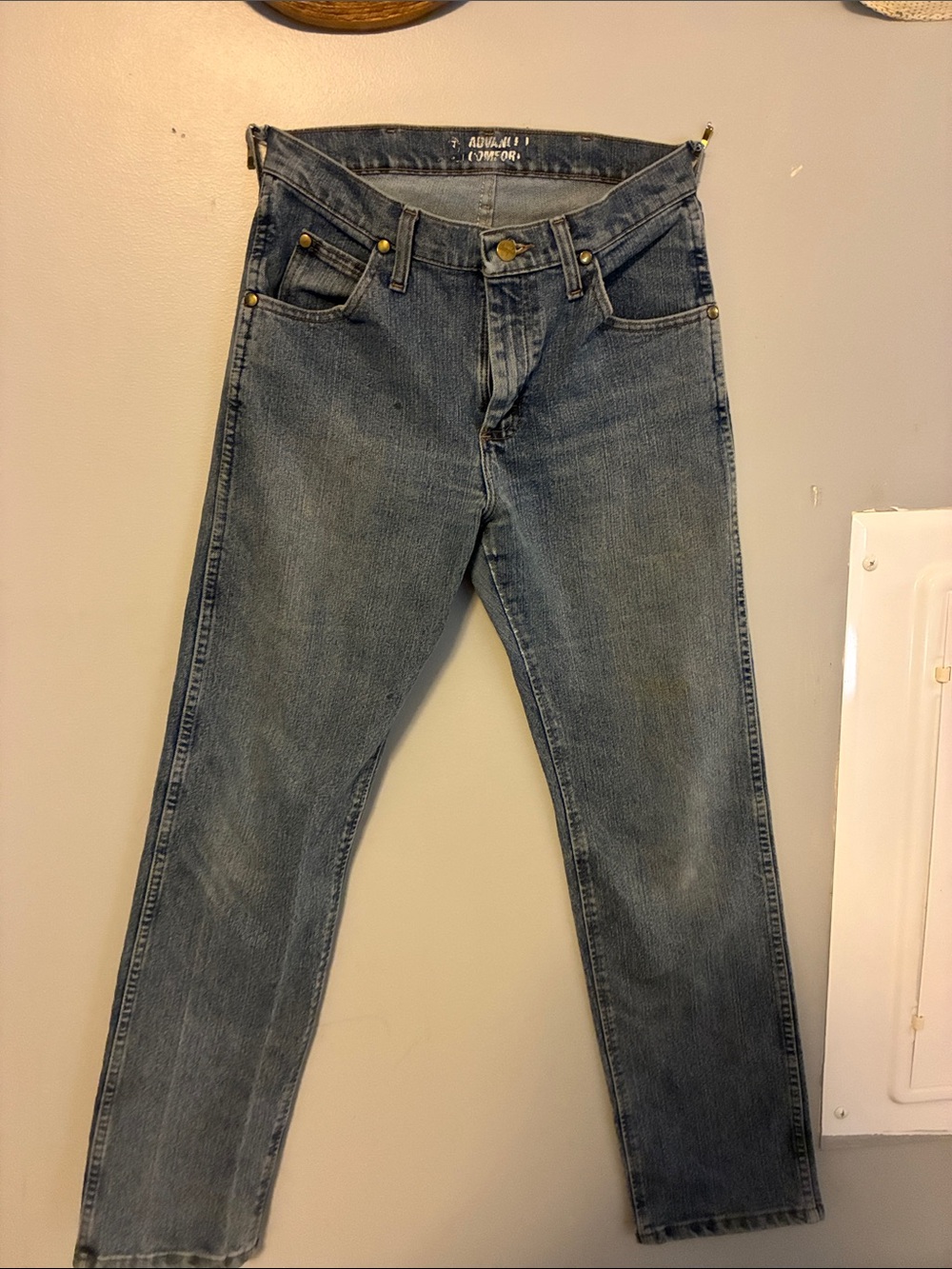 Wrangler Classic Straight-Leg Jeans